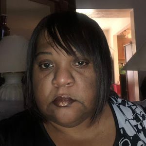 Meet your Posher, Kendra